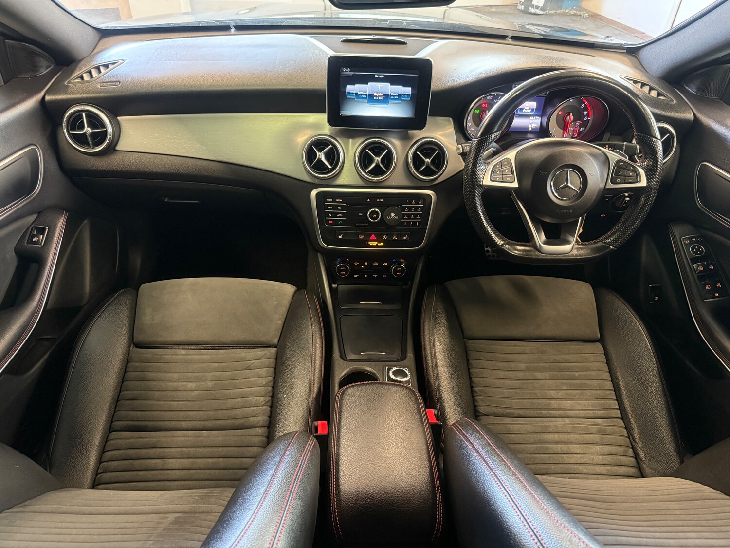 Used Mercedes-Benz CLA 2016 for sale - 76353058: Photo 3