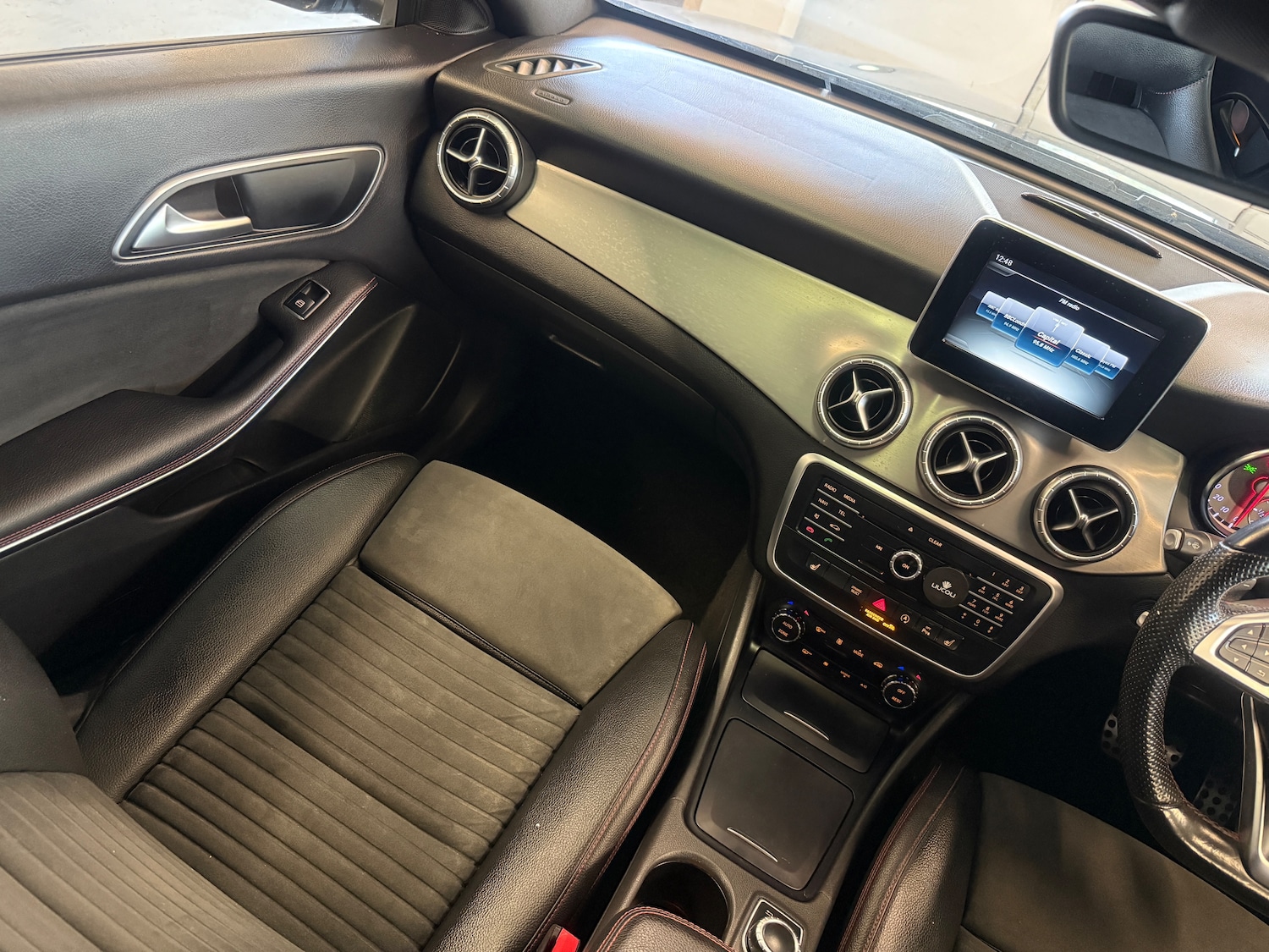 Used Mercedes-Benz CLA 2016 for sale - 76353058: Photo 64