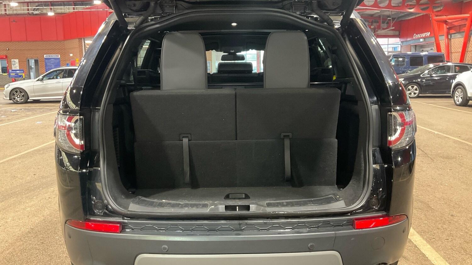 Used Land Rover Discovery Sport 2019 for sale - 77849135: Photo 11