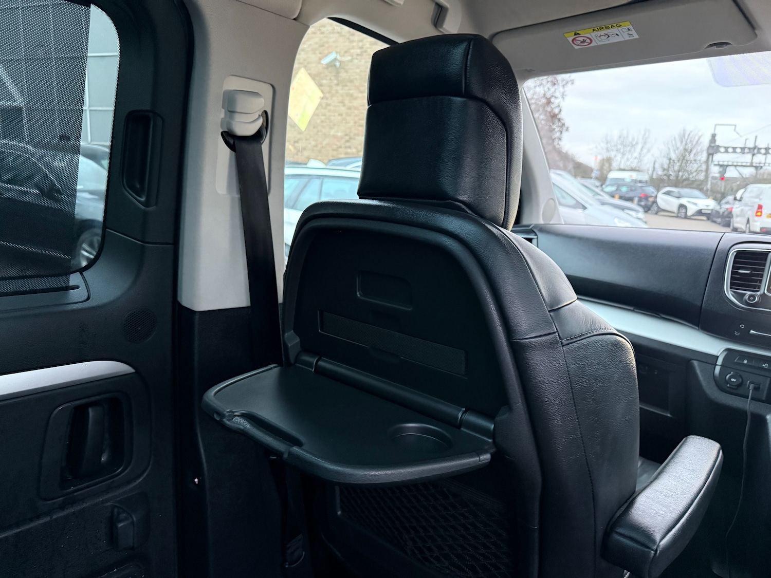 Used Peugeot Traveller 2018 for sale - 77319702: Photo 17