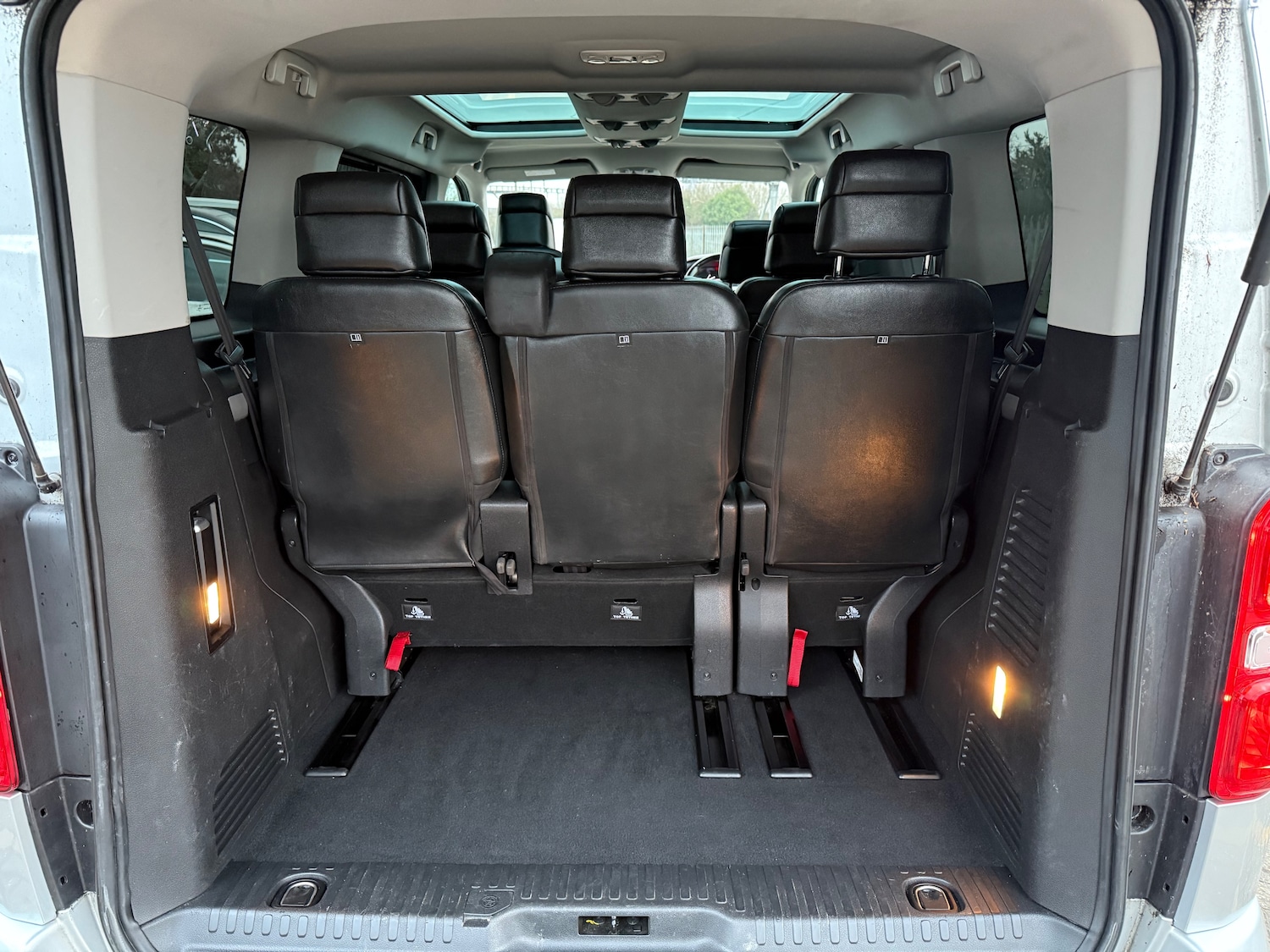 Used Peugeot Traveller 2018 for sale - 77319702: Photo 22