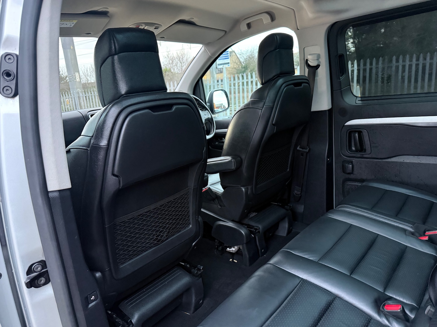 Used Peugeot Traveller 2018 for sale - 77319702: Photo 39