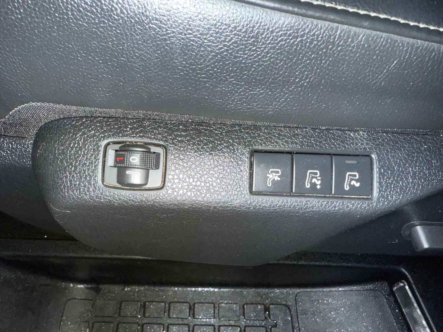 Used Peugeot Traveller 2018 for sale - 77319702: Photo 50