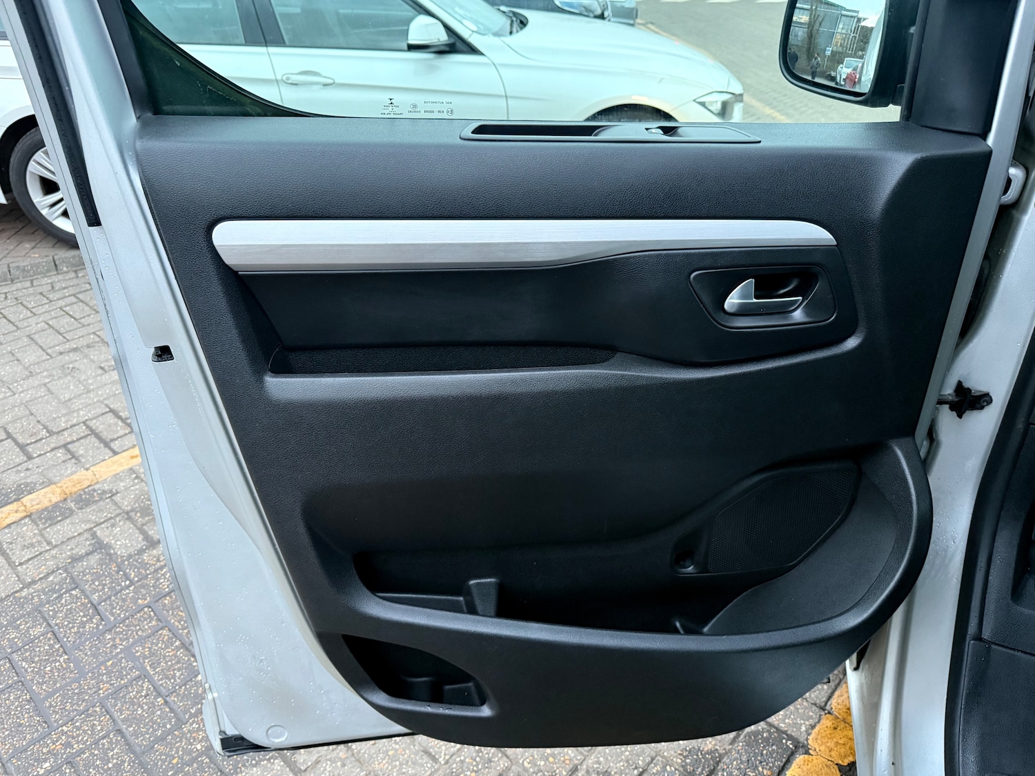 Used Peugeot Traveller 2018 for sale - 77319702: Photo 55