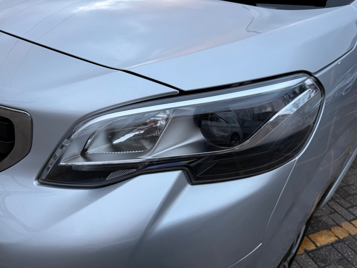 Used Peugeot Traveller 2018 for sale - 77319702: Photo 82