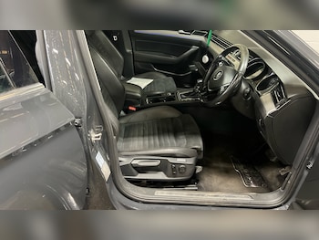 Used Volkswagen Passat 2017 for sale - 78703316: Photo