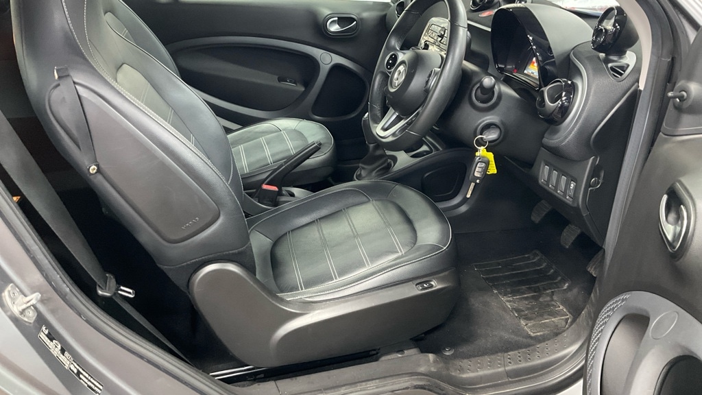 Used smart fortwo 2019 for sale - 76552114: Photo 3