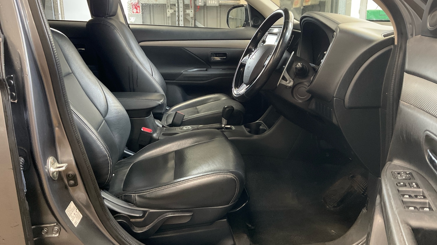 Used Mitsubishi Outlander 2016 for sale - 78098399: Photo 3