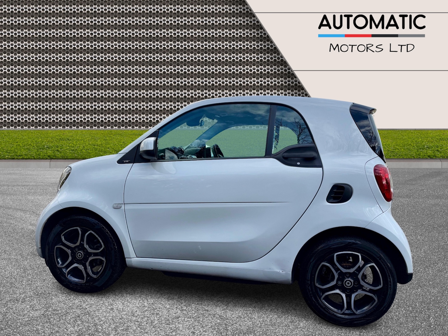 Used smart fortwo 2018 for sale - 77259055: Photo 25