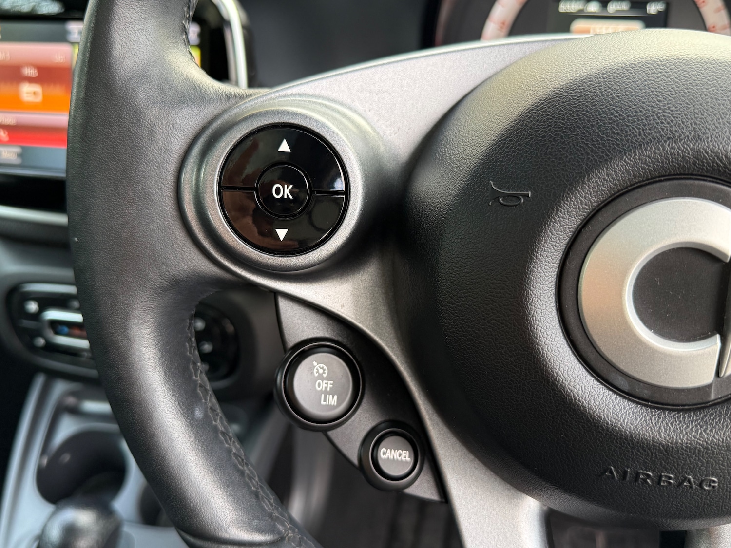 Used smart fortwo 2018 for sale - 77259055: Photo 41