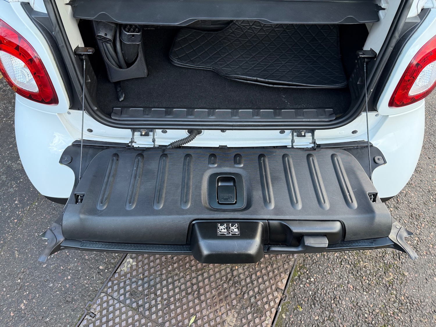 Used smart fortwo 2018 for sale - 77259055: Photo 60