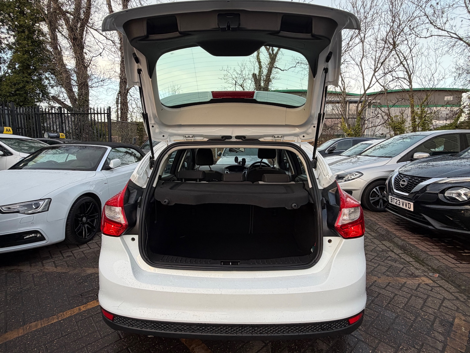 Used Ford Focus 2014 for sale - 76750885: Photo 11