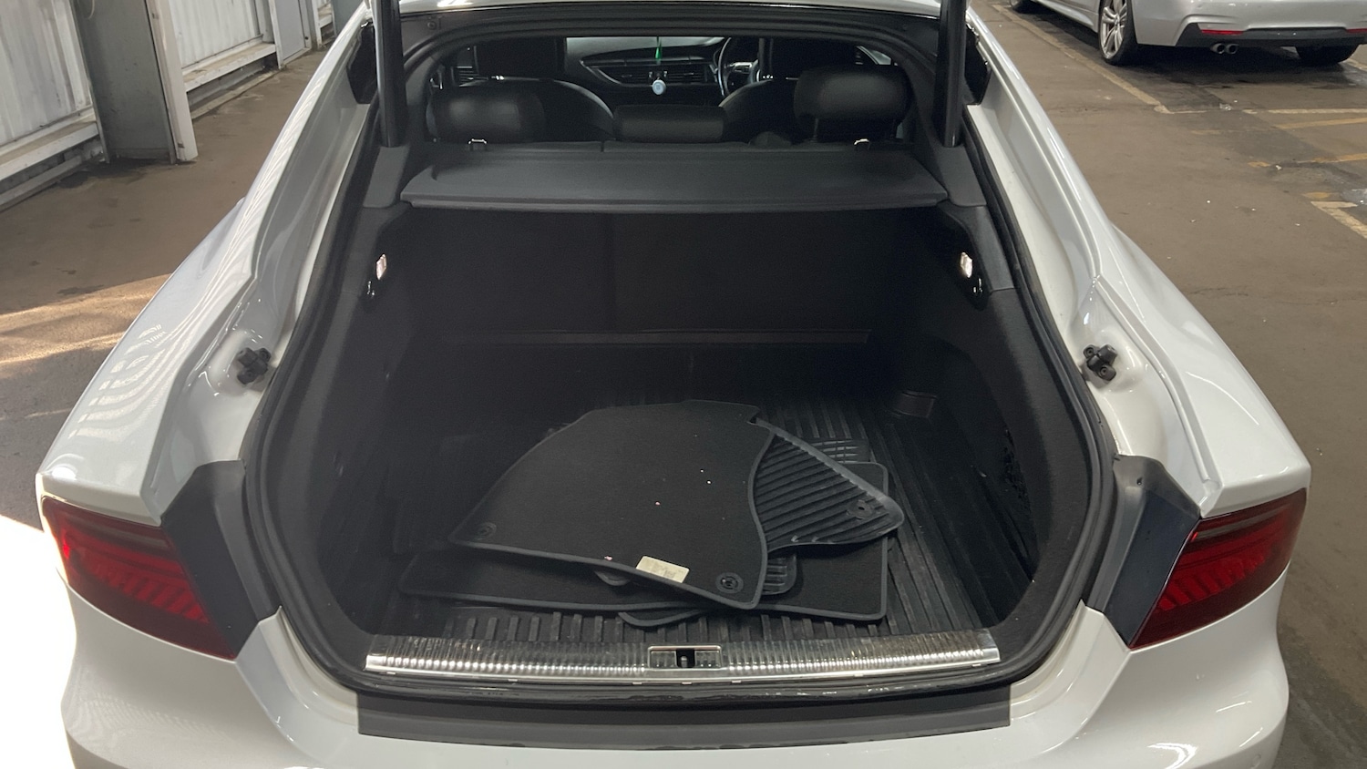 Used Audi A7 2016 for sale - 77995224: Photo 7