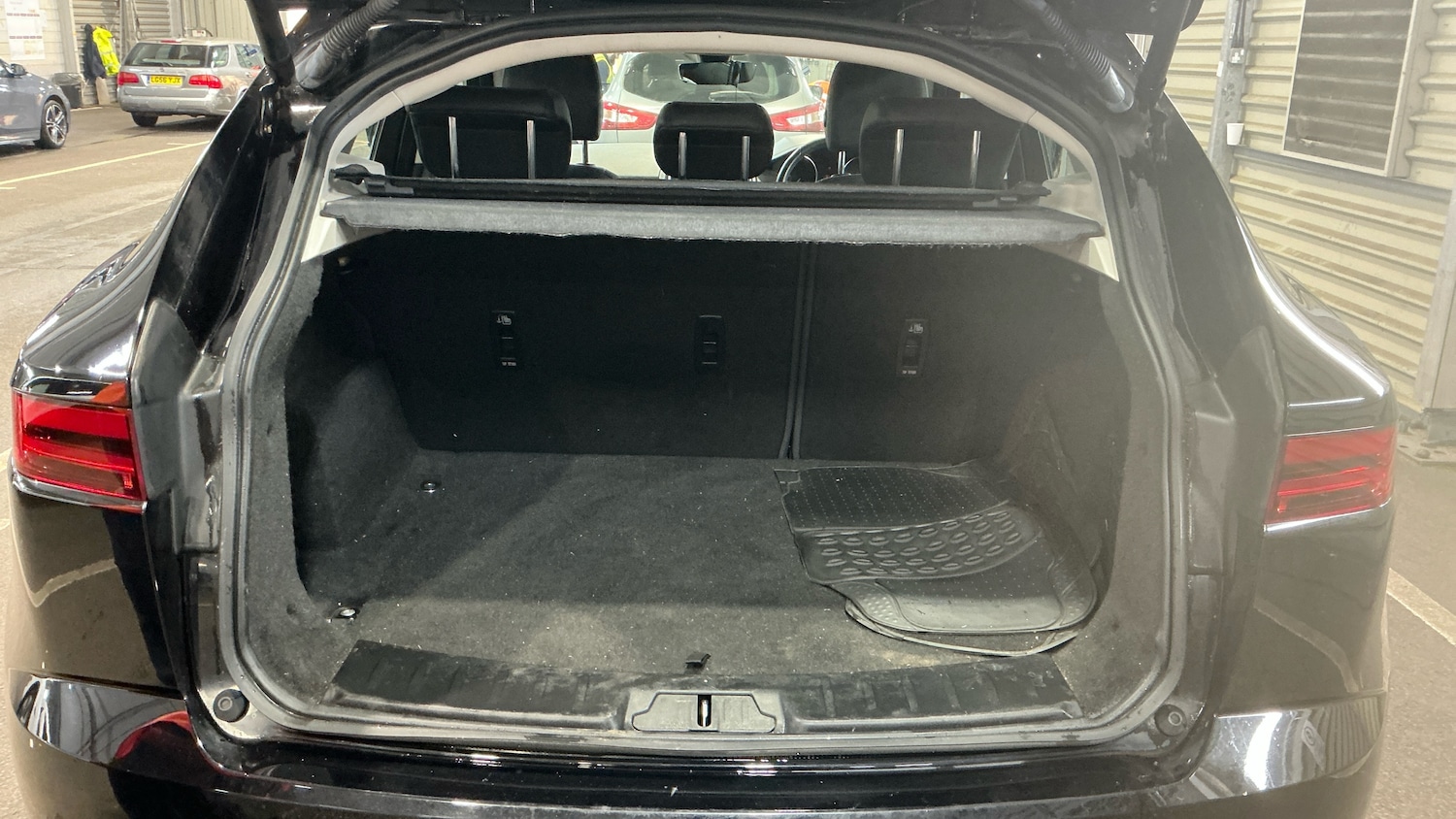 Used Jaguar E-Pace 2019 for sale - 77849139: Photo 10