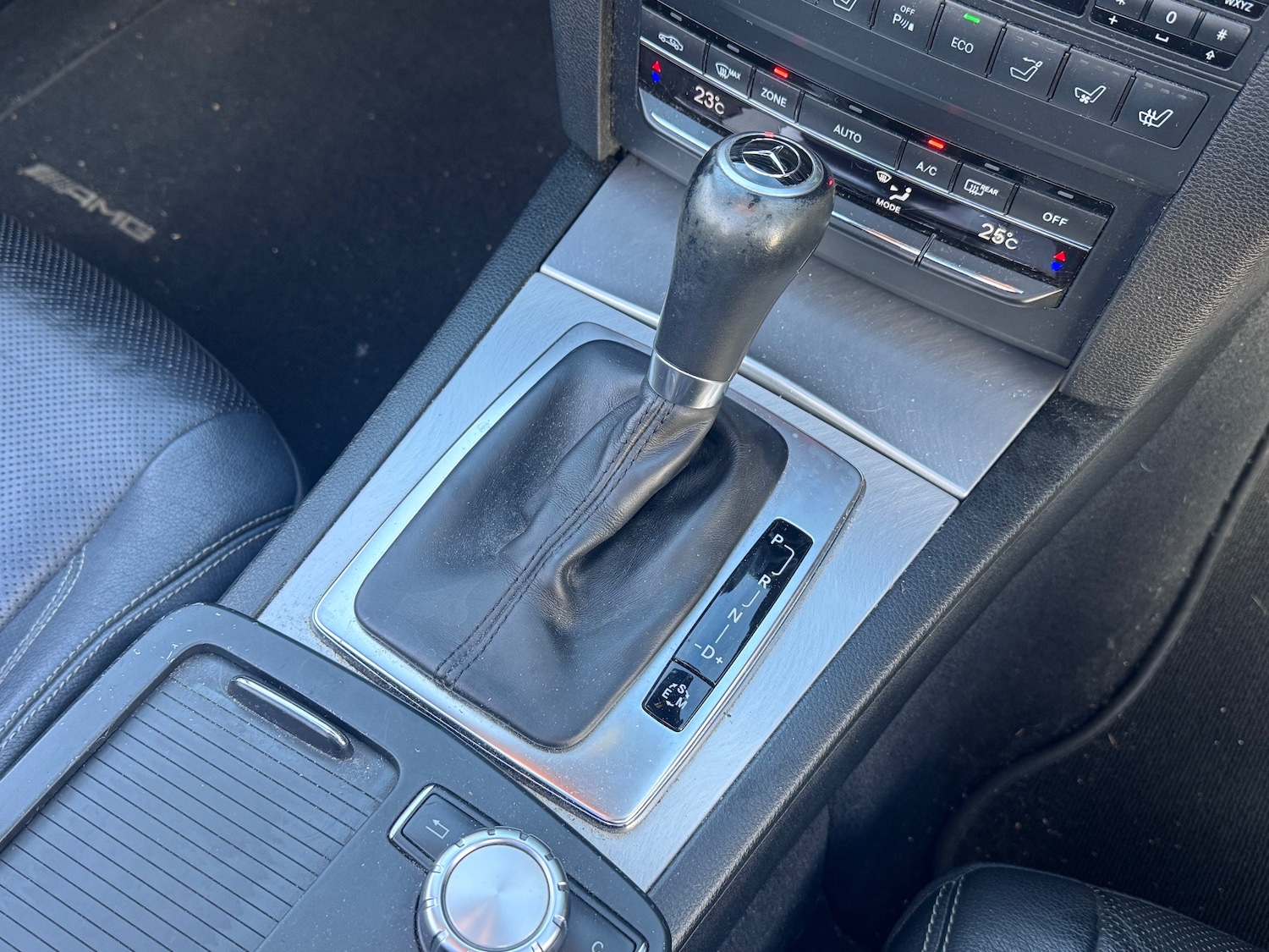 Used Mercedes-Benz E Class 2013 for sale - 77312992: Photo 25