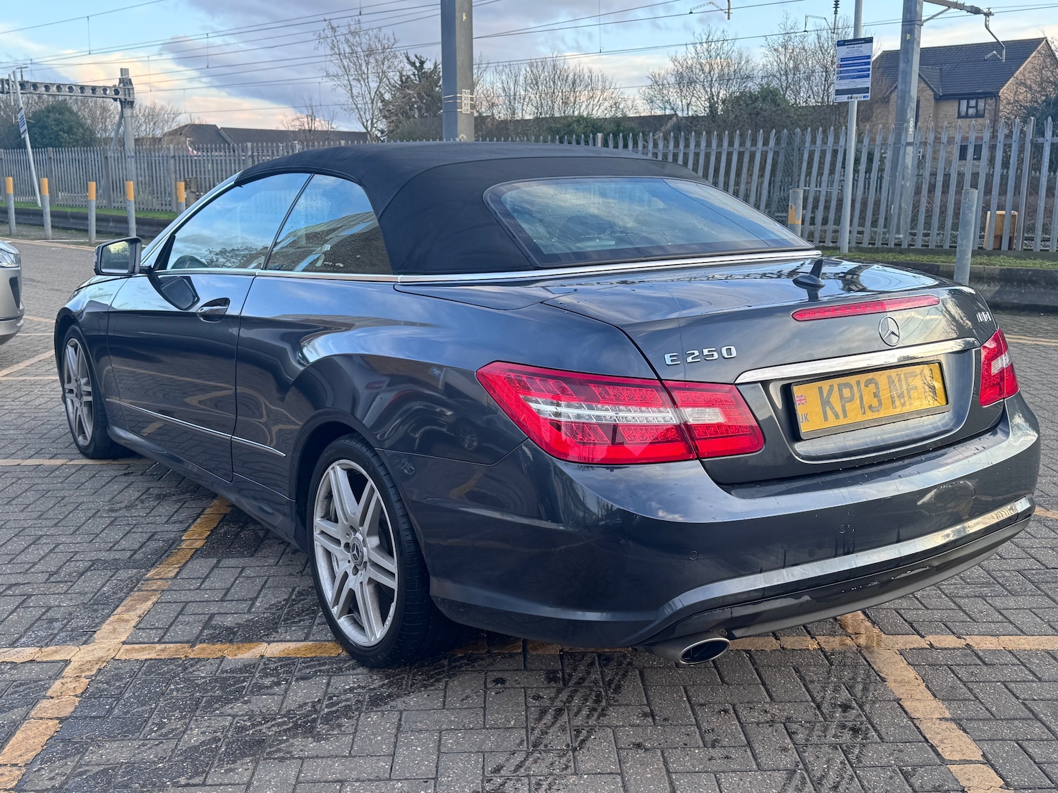 Used Mercedes-Benz E Class 2013 for sale - 77312992: Photo 30