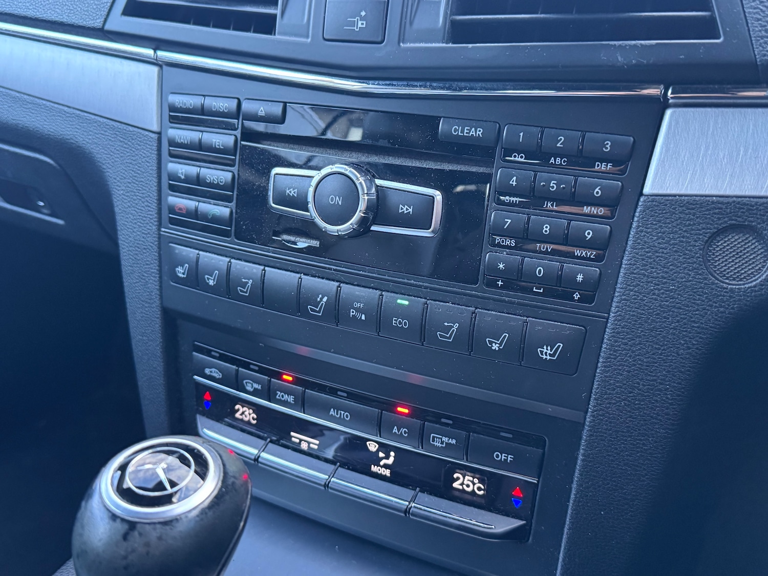 Used Mercedes-Benz E Class 2013 for sale - 77312992: Photo 34