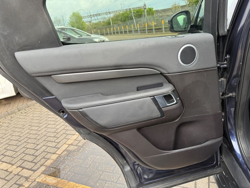 Used Land Rover Discovery 2017 for sale - 76311776: Photo 27