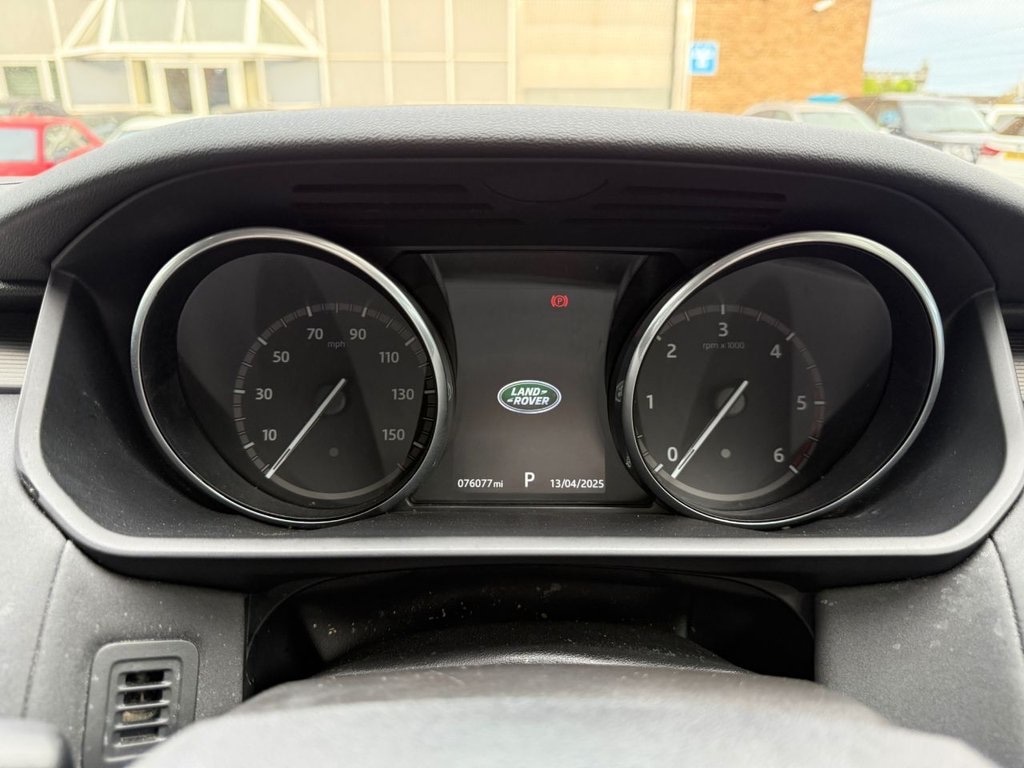 Used Land Rover Discovery 2017 for sale - 76311776: Photo 39