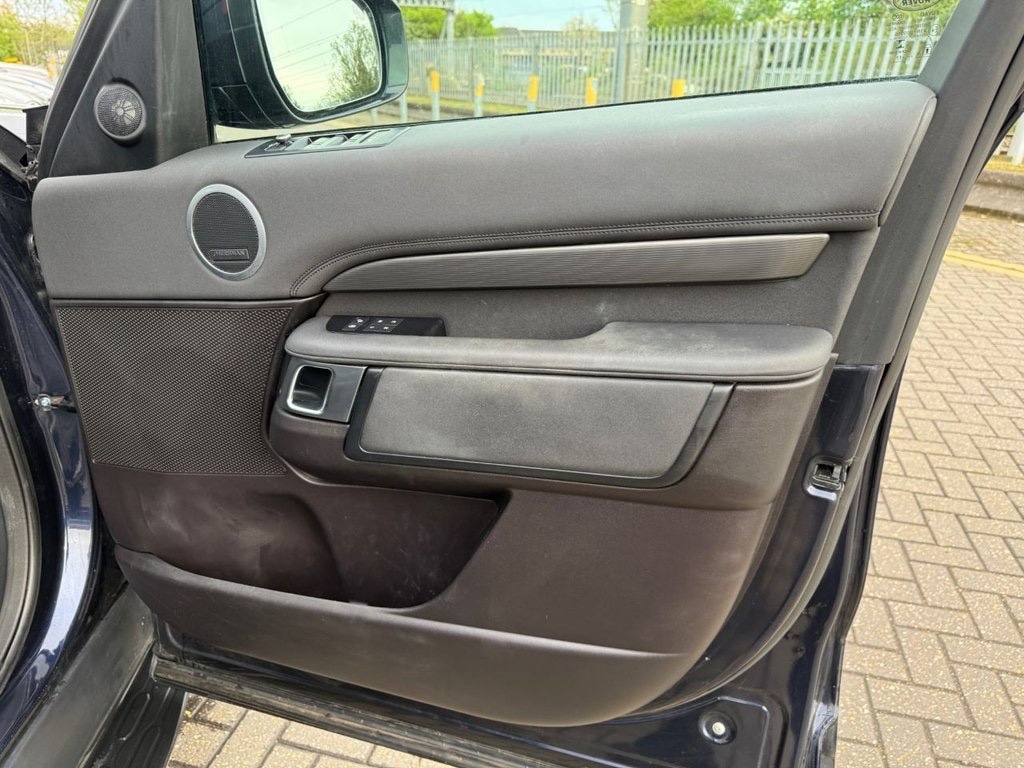 Used Land Rover Discovery 2017 for sale - 76311776: Photo 49