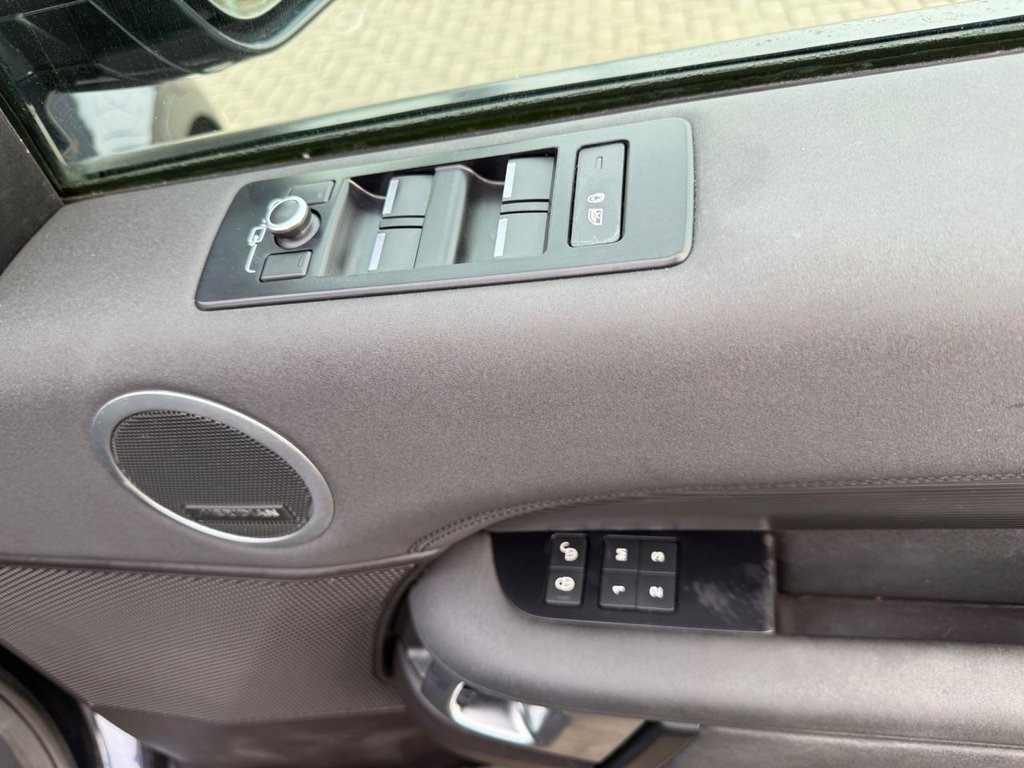 Used Land Rover Discovery 2017 for sale - 76311776: Photo 50