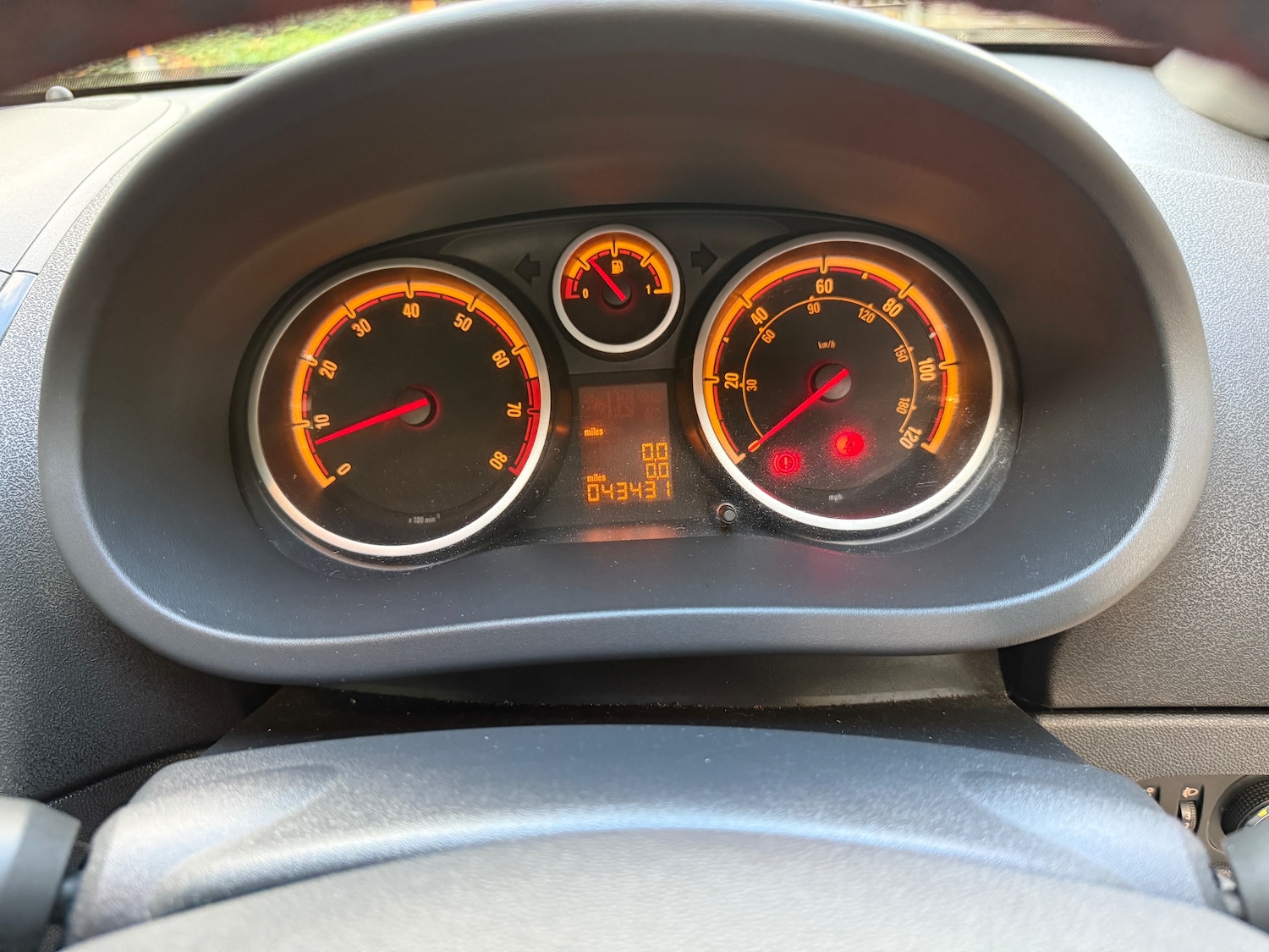 Used Vauxhall Corsa 2013 for sale - 76019461: Photo 34