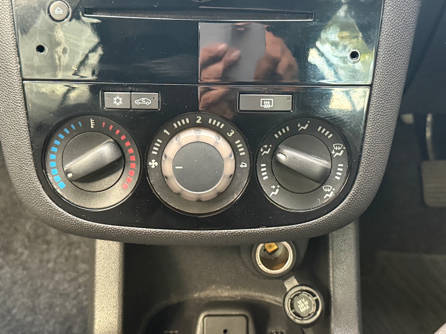 Used Vauxhall Corsa 2013 for sale - 76019461: Photo 48