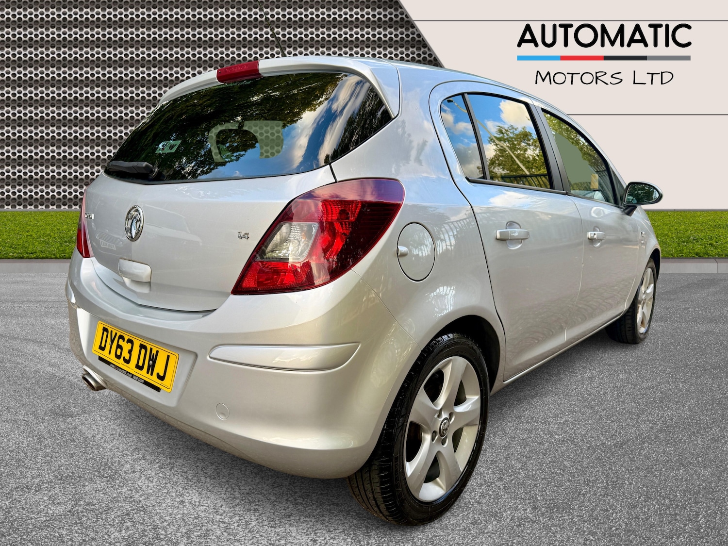 Used Vauxhall Corsa 2013 for sale - 76019461: Photo 5