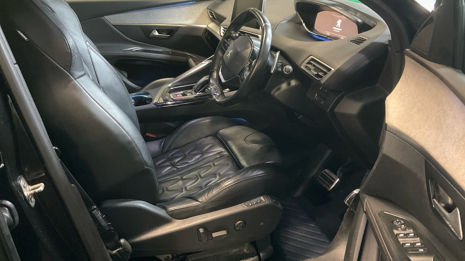 Used Peugeot 5008 for sale - 77236211: Photo 5