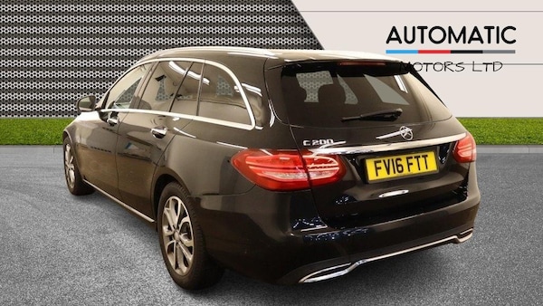 Used Mercedes-Benz C-Class 2016 for sale - 76143642: Photo 2