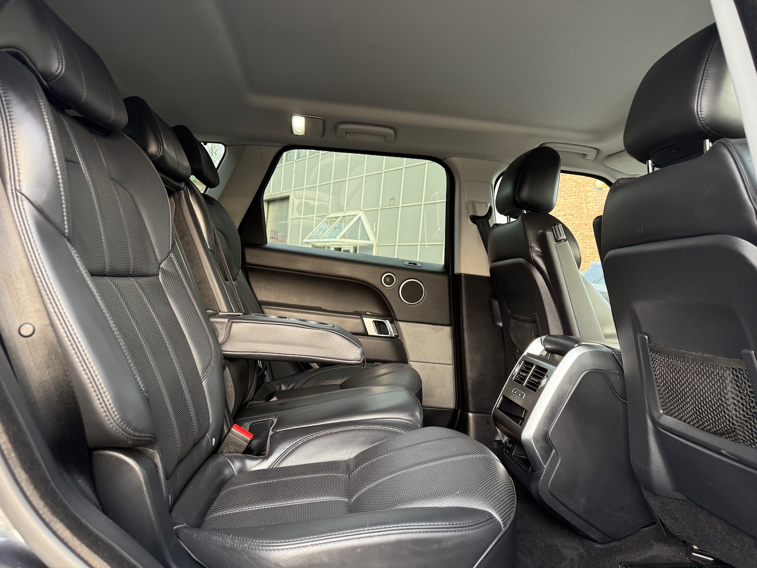 Used Land Rover Range Rover Sport 2017 for sale - 76638004: Photo 14