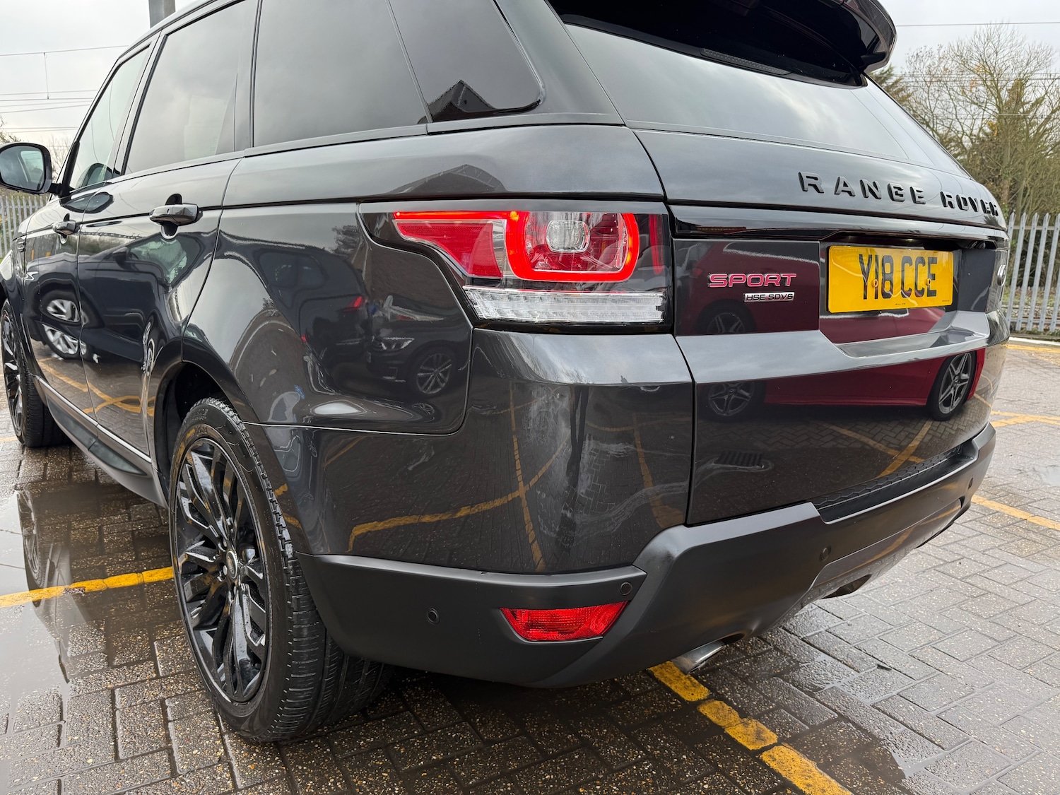 Used Land Rover Range Rover Sport 2017 for sale - 76638004: Photo 20