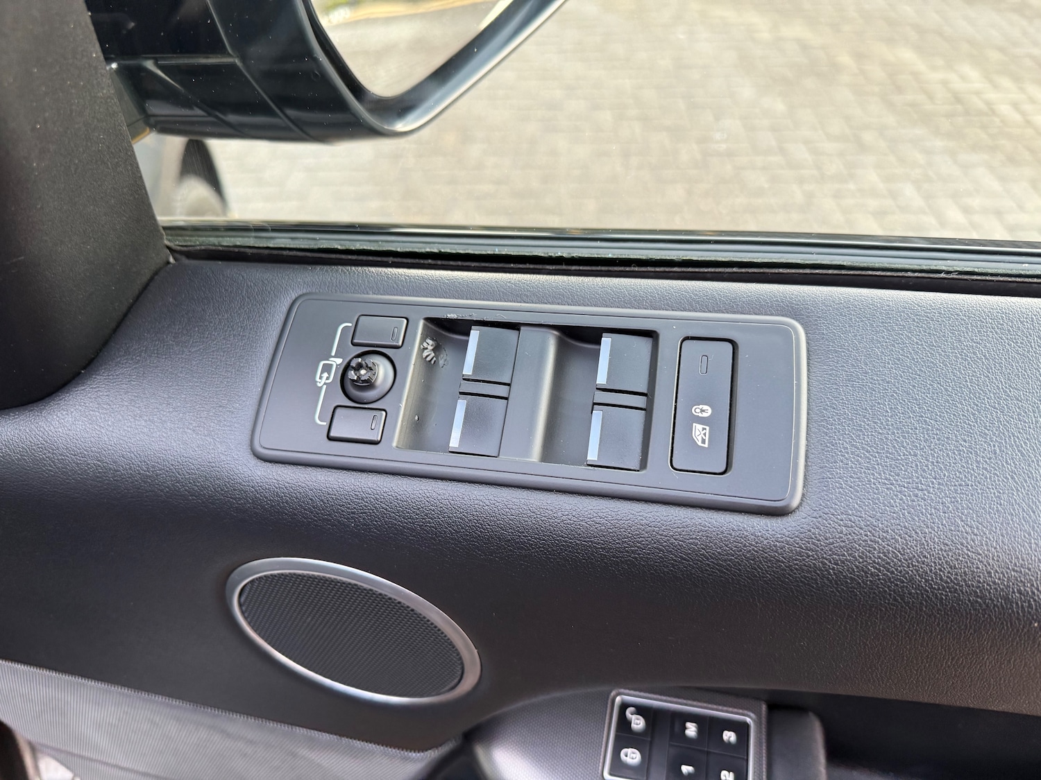 Used Land Rover Range Rover Sport 2017 for sale - 76638004: Photo 29