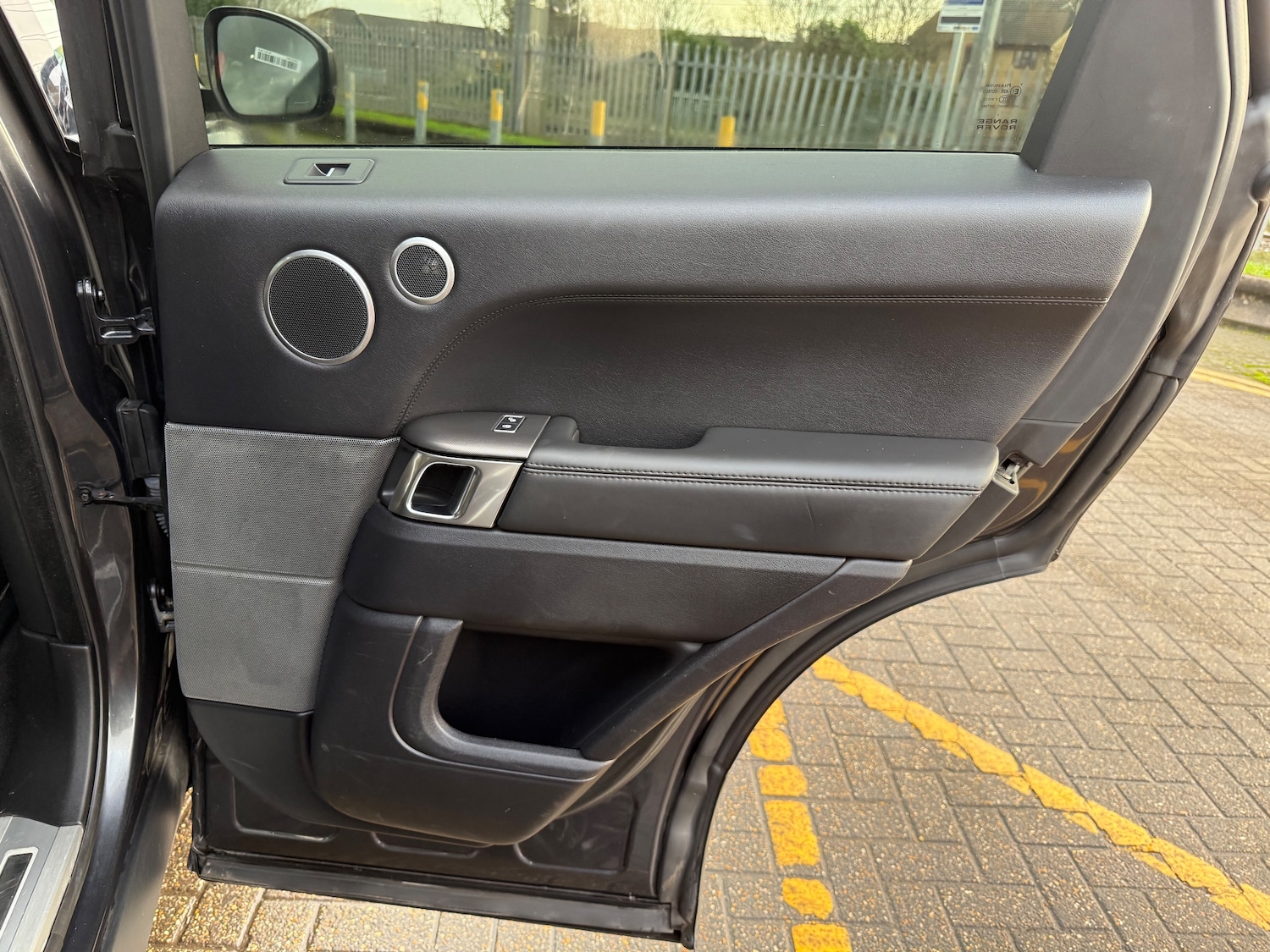 Used Land Rover Range Rover Sport 2017 for sale - 76638004: Photo 32