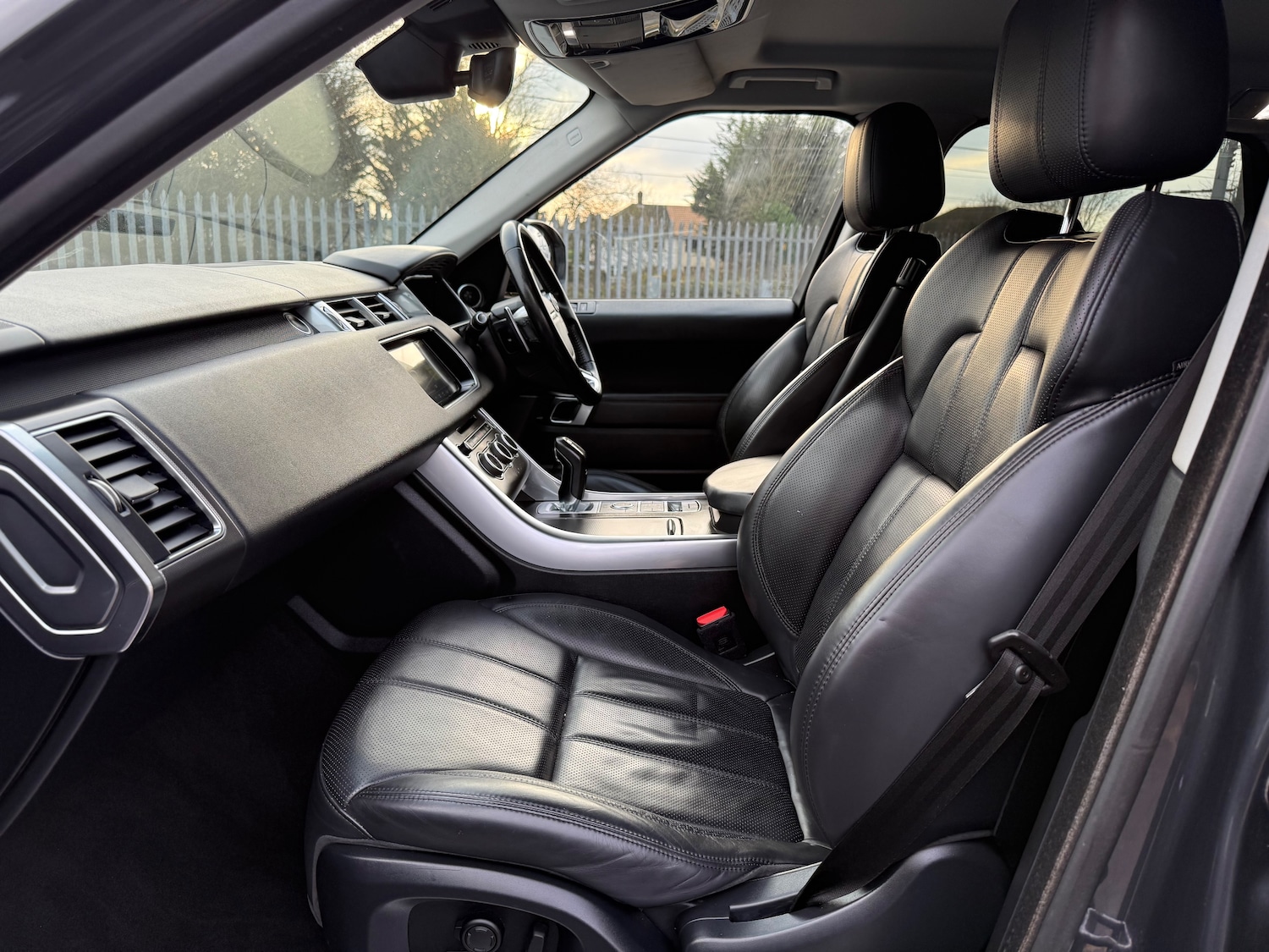 Used Land Rover Range Rover Sport 2017 for sale - 76638004: Photo 37