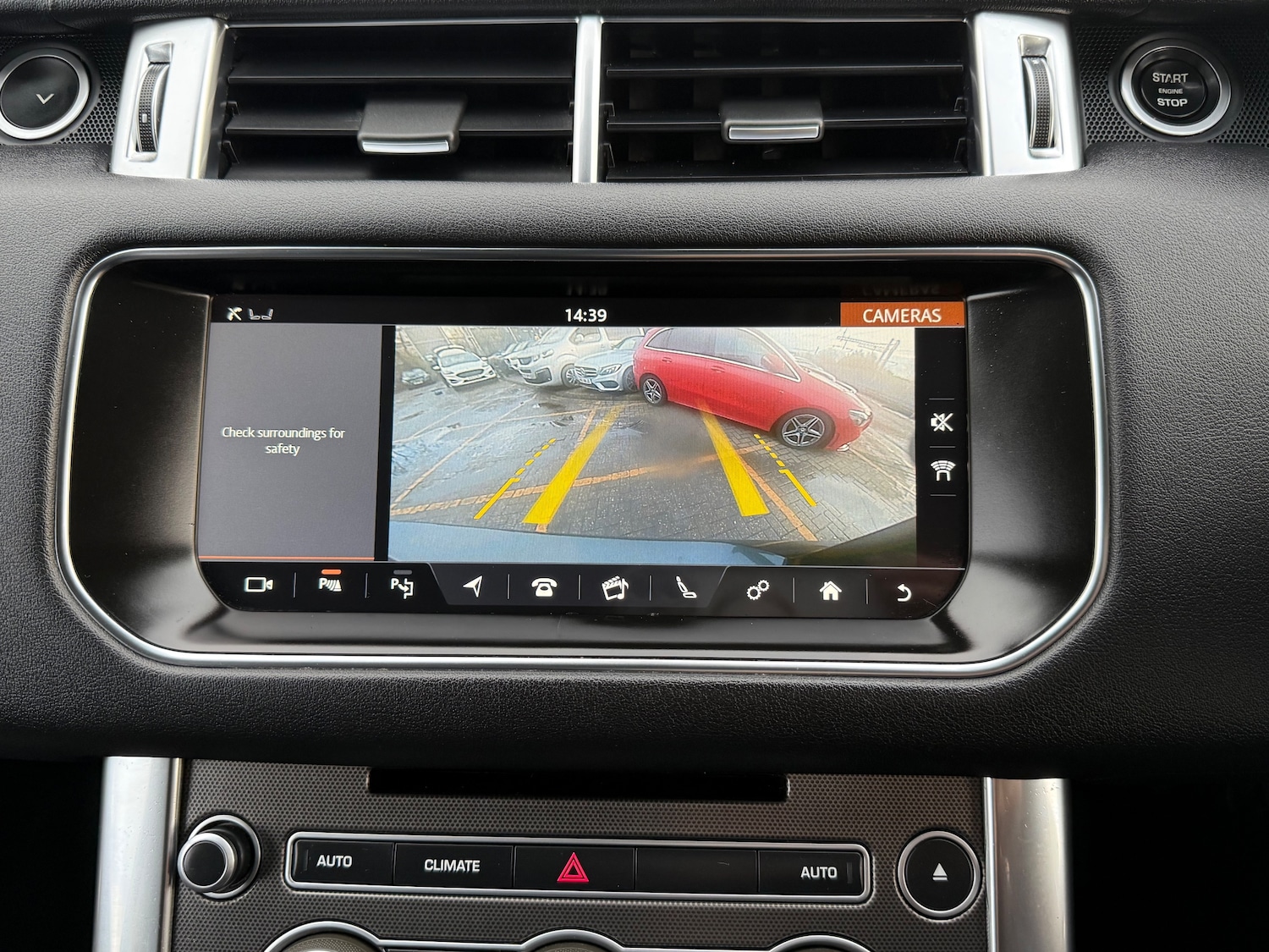 Used Land Rover Range Rover Sport 2017 for sale - 76638004: Photo 44