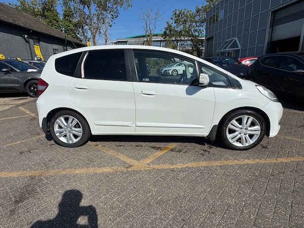 Used Honda Jazz 2013 for sale - 75681489: Photo 11