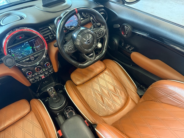 Used MINI Convertible 2018 for sale - 75222837: Photo 16