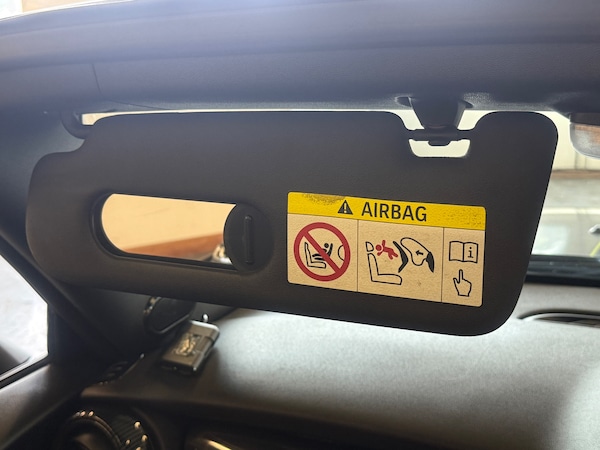 Used MINI Convertible 2018 for sale - 75222837: Photo 41