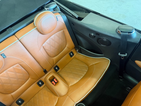 Used MINI Convertible 2018 for sale - 75222837: Photo 47