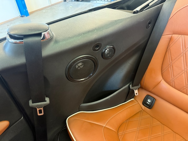 Used MINI Convertible 2018 for sale - 75222837: Photo 50