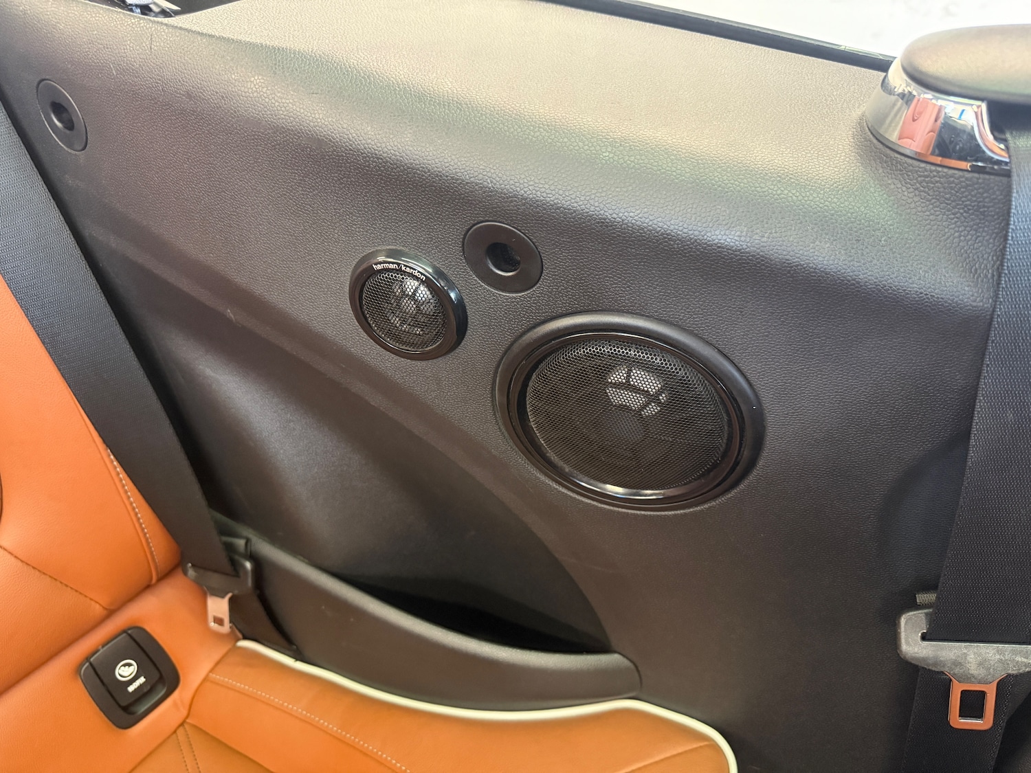 Used MINI Convertible 2018 for sale - 75222837: Photo 52