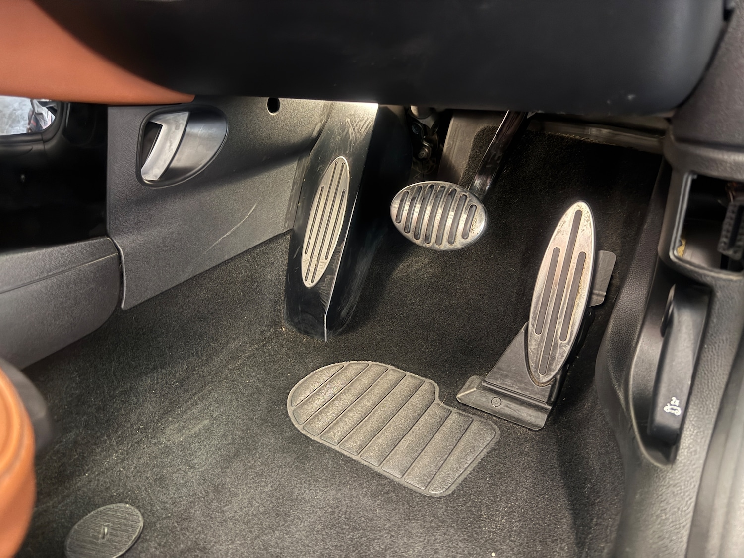 Used MINI Convertible 2018 for sale - 75222837: Photo 57