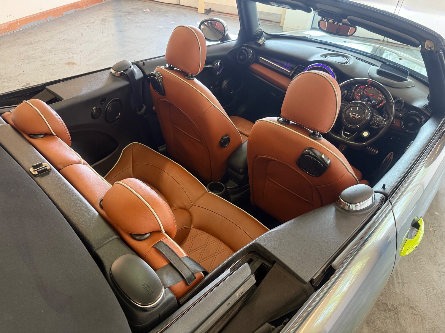 Used MINI Convertible 2018 for sale - 75222837: Photo 62