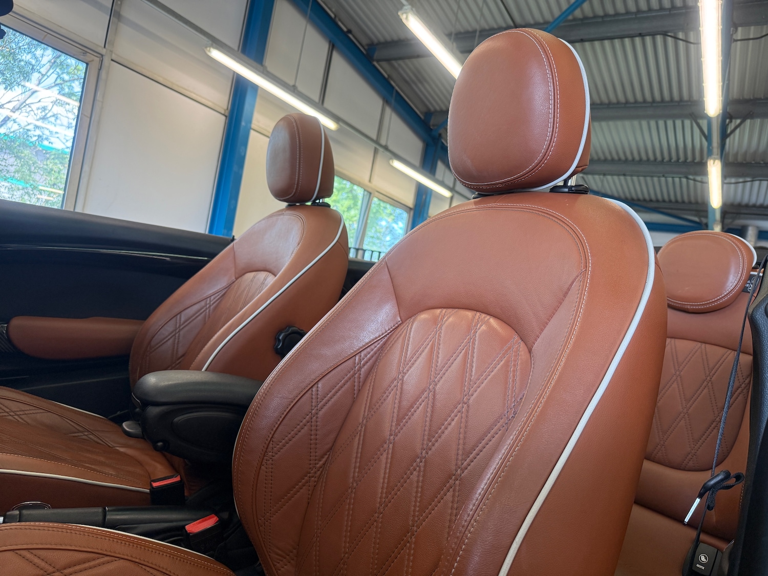 Used MINI Convertible 2018 for sale - 75222837: Photo 72