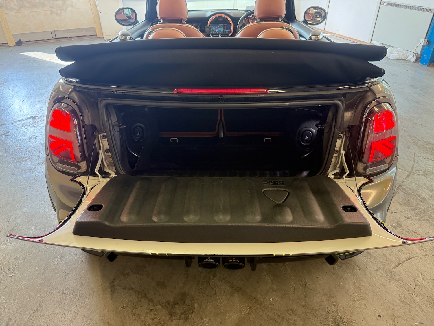 Used MINI Convertible 2018 for sale - 75222837: Photo 78