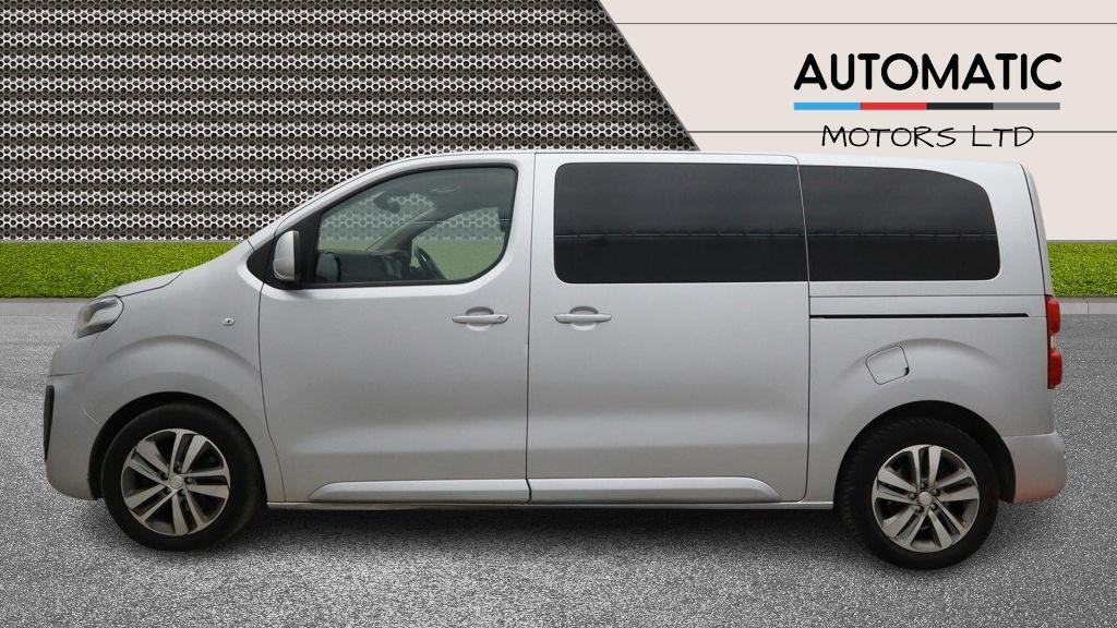 Used Peugeot Traveller 2018 for sale - 76937653: Photo 10