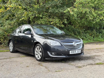 Vauxhall - Insignia