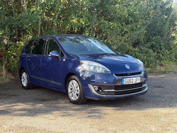 Used Renault Grand Scenic 2012 for sale - 75729694: Photo
