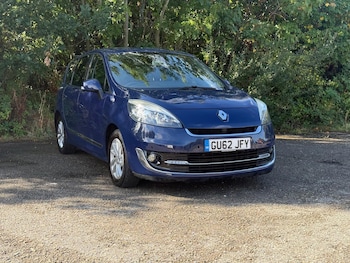 Used Renault Grand Scenic 2012 for sale - 75729694: Photo